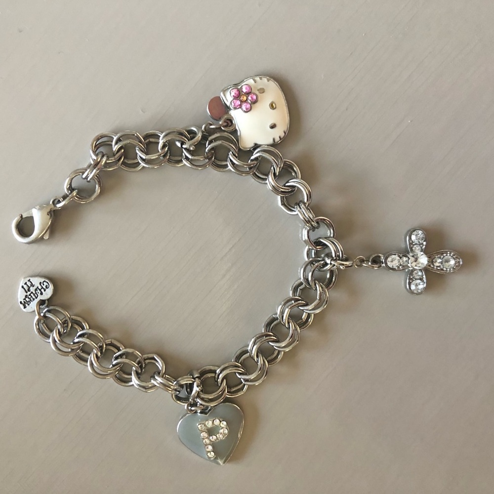 Hello Kitty Charm Bracelet - Picture 8 of 12